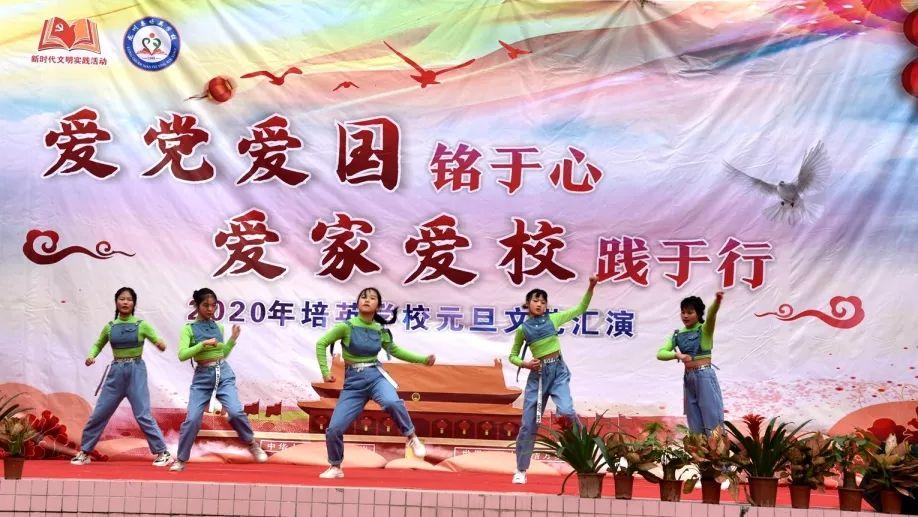 二硫化硒洗发水可以天天洗吗?
